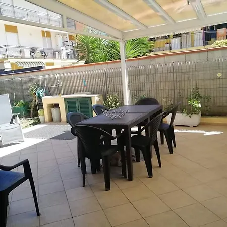 La Riviera Dei Fiori Apartamento Marina dʼAndora